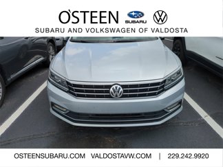 Used 2017 Volkswagen Passat 1.8T SEL Premium image 1