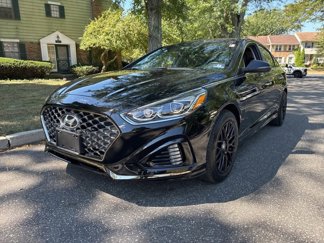 Used 2019 Hyundai Sonata Limited image 1