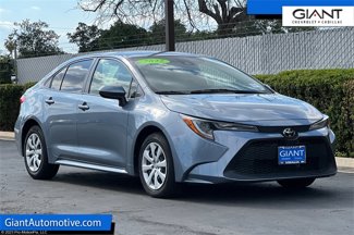 Used 2022 Toyota Corolla LE image 1