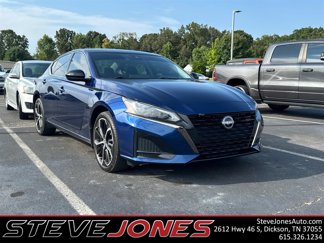 Used 2024 Nissan Altima 2.5 SR w/ SR Premium Package image 1