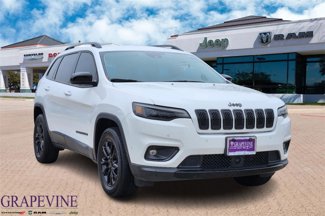 Used 2023 Jeep Cherokee Altitude Lux image 1