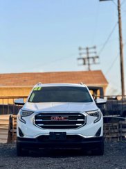 Used 2021 GMC Terrain SLT image 1