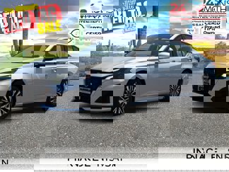 Certified 2023 Nissan Altima 2.5 SV image 1