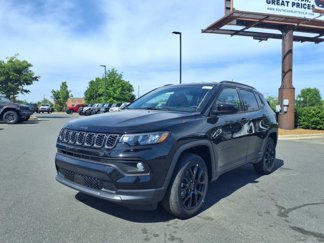 New 2025 Jeep Compass Latitude w/ Altitude Special Edition image 1