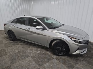 Used 2021 Hyundai Elantra SEL w/ Convenience Package image 1