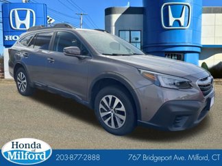 Used 2022 Subaru Outback Premium image 1