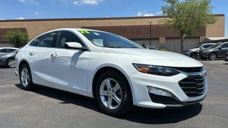 Used 2023 Chevrolet Malibu LT image 1