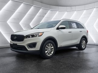 Used 2016 Kia Sorento LX image 1