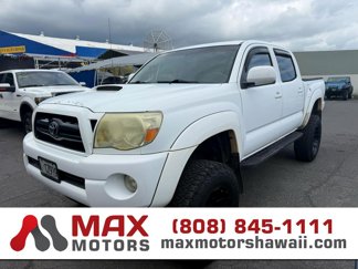 Used 2005 Toyota Tacoma PreRunner image 1
