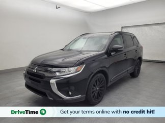 Used 2020 Mitsubishi Outlander LE image 1