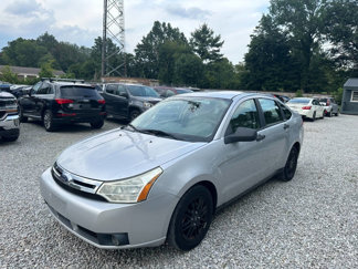 Used 2010 Ford Focus SE image 1