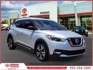 Used 2018 Nissan Kicks SR image 1