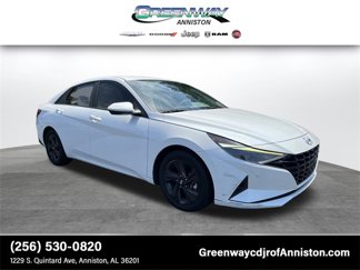 Used 2021 Hyundai Elantra SEL image 1