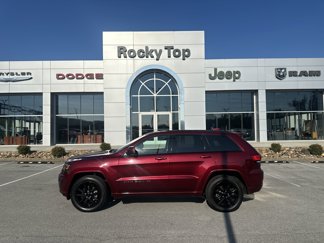 Used 2020 Jeep Grand Cherokee Altitude image 1