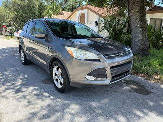 Used 2013 Ford Escape SE w/ Class II Trailer Tow Pkg image 1