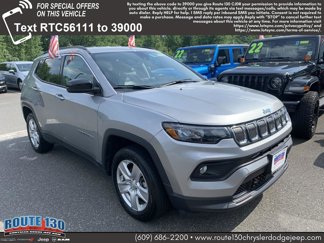 Used 2022 Jeep Compass Latitude w/ Convenience Group image 1