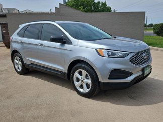 Used 2023 Ford Edge SE image 1