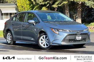 Used 2022 Toyota Corolla LE image 1
