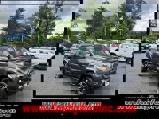 Used 2018 Toyota Tacoma TRD Sport image 1