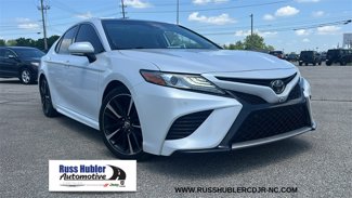Used 2019 Toyota Camry XSE image 1