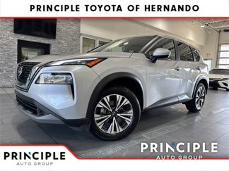 Used 2023 Nissan Rogue SV image 1