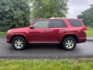 Used 2012 Toyota 4Runner SR5 image 1