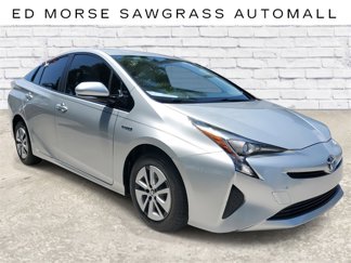 Used 2016 Toyota Prius Four image 1