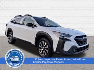 Used 2023 Subaru Outback Premium image 1