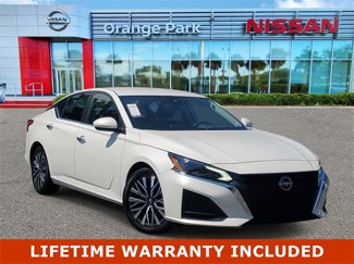 Used 2023 Nissan Altima 2.5 SV image 1