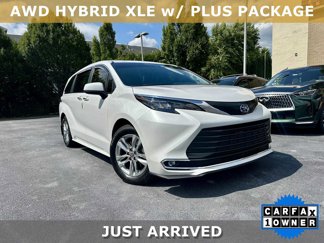 Used 2024 Toyota Sienna XLE video 1