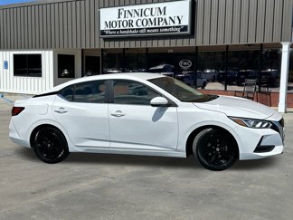 Used 2022 Nissan Sentra SV image 1