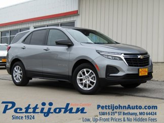 Used 2023 Chevrolet Equinox LS w/ LS Convenience Package image 1