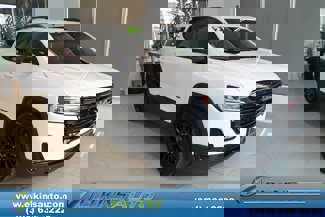 Used 2021 GMC Acadia SLE w/ Driver Convenience Package image 1