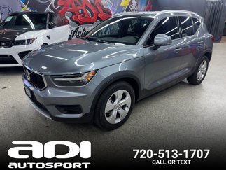 Used 2019 Volvo XC40 T5 Momentum image 1