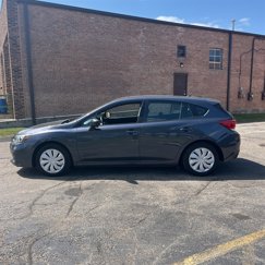 Used 2017 Subaru Impreza 2.0i image 1