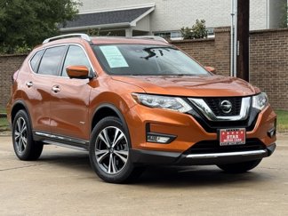 Used 2018 Nissan Rogue SL w/ Premium Package image 1
