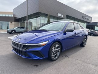 New 2025 Hyundai Elantra Sport image 1