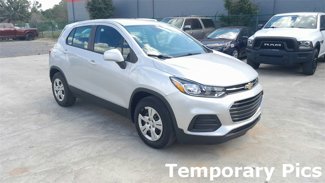 Used 2017 Chevrolet Trax LS image 1