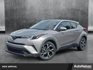 Used 2018 Toyota C-HR XLE image 1