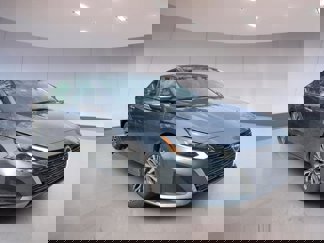 Used 2023 Nissan Altima 2.5 SV image 1