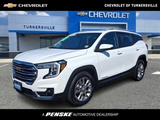 Used 2022 GMC Terrain SLT image 1