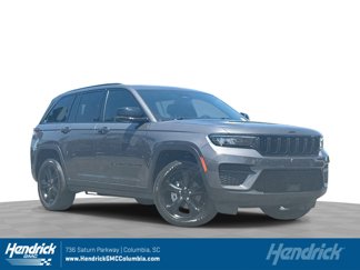 Used 2022 Jeep Grand Cherokee Altitude image 1
