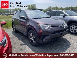 Used 2018 Toyota RAV4 LE image 1