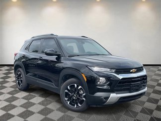 Used 2023 Chevrolet TrailBlazer LT image 1