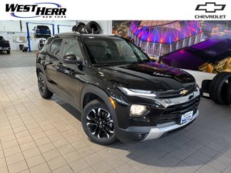 Used 2023 Chevrolet TrailBlazer LT image 1