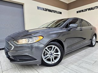Used 2018 Ford Fusion SE image 1