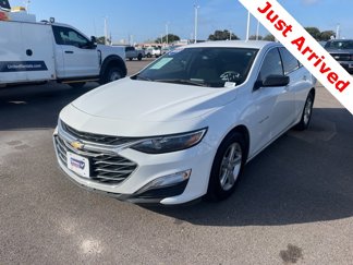 Used 2022 Chevrolet Malibu LS image 1