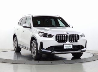 Used 2025 BMW X1 xDrive28i image 1