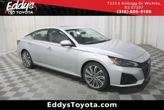 Used 2023 Nissan Altima 2.5 SL image 1