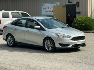 Used 2016 Ford Focus SE image 1